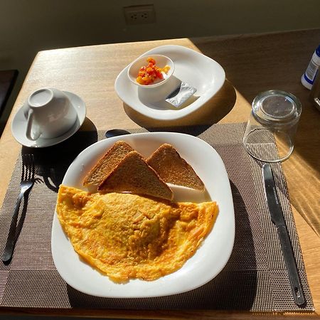 Cabinas Eddy B&B モンテベルデ エクステリア 写真