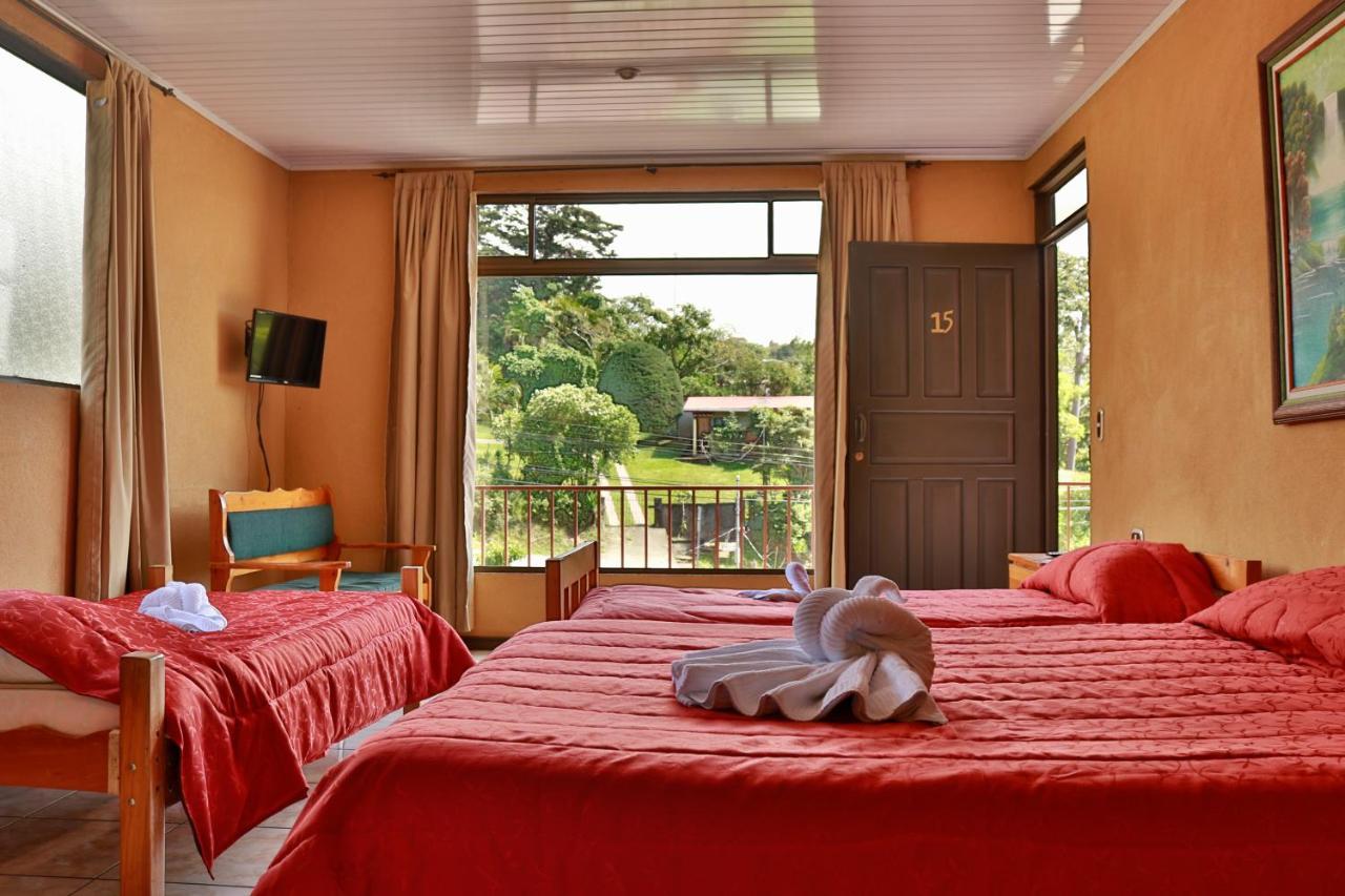 Cabinas Eddy B&B モンテベルデ エクステリア 写真